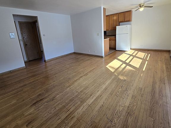 3rd image of 4114 N Kedvale Ave #1E