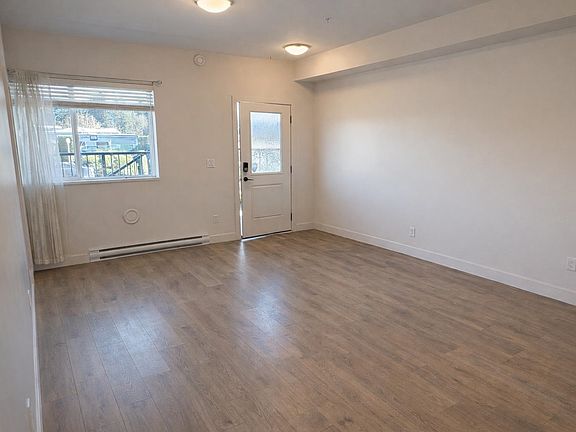 4th image of 1419 McCallum Rd #63