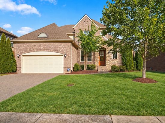 241 Sydney Dr, Goodlettsville, TN 37072