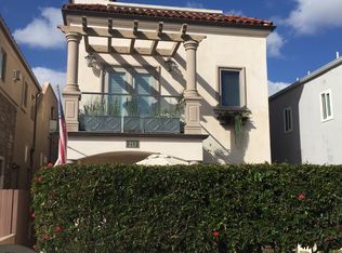 213 7th St #REARUPSTAI, Seal Beach, CA 90740