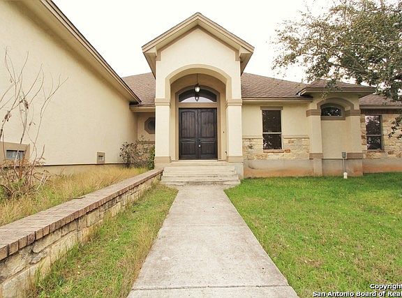 3rd image of 26412 Timberline Dr