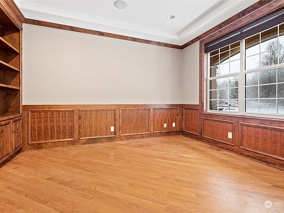 2nd image of 11331 49th Street NE