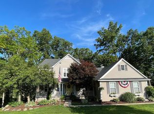 3096 Hunters Way, Pinckney, MI 48169