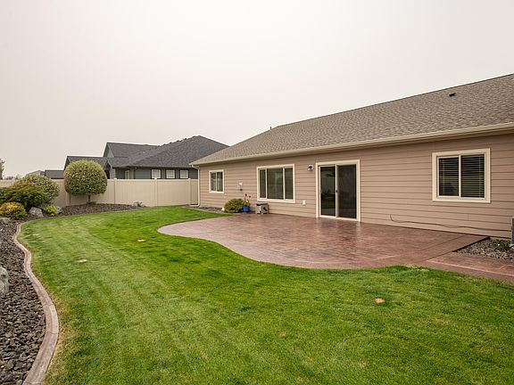 4th image of 2985 E Galway Cir