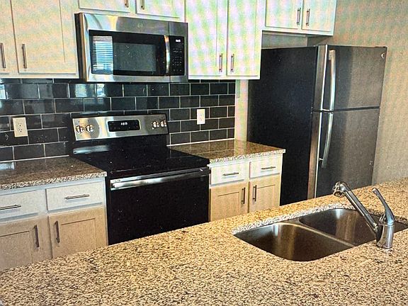 4th image of 955 Dorchester Way APT 933