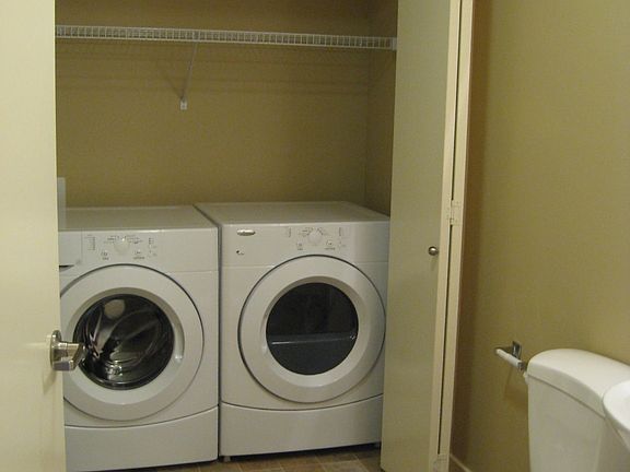 5th image of 1142 Fawcett Ave #610