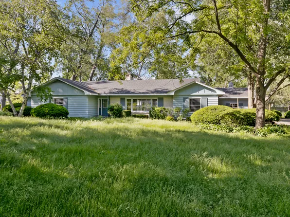 2110 W Highland Ave, Elgin, IL 60123