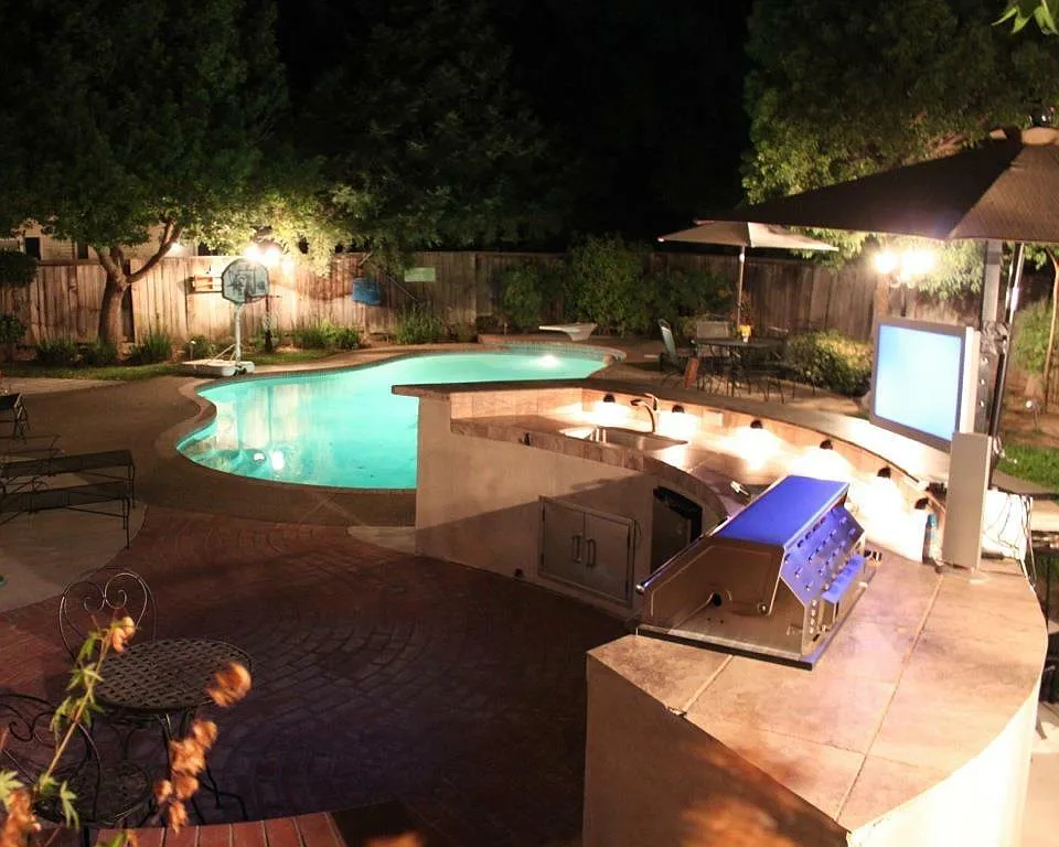 9628 N Shenandoah Ln photo 1
