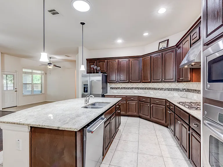 116 Azimuth Dr — Photo 35
