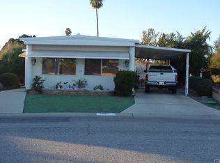 400 Santa Lucia Dr, Hemet, CA 92543