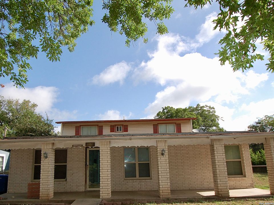 1st image of 115 TAOS ST
