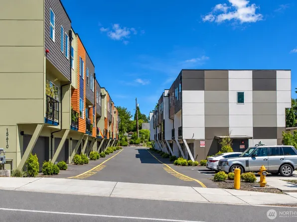15612 8th Avenue SW #104, Burien, WA 98166