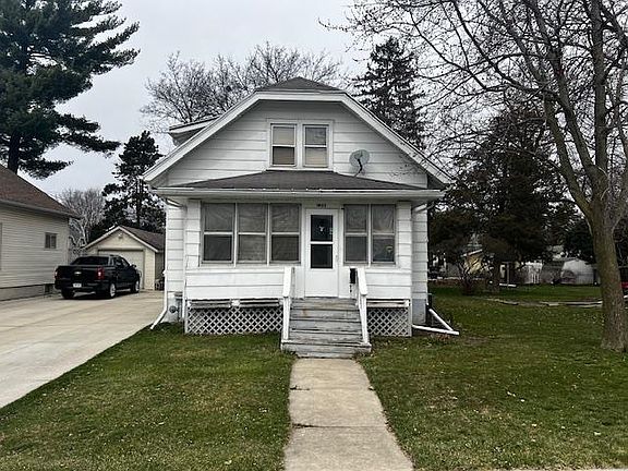 2nd image of 1403 Saint Lawrence Ave
