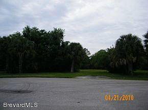 2nd image of 1839 Sabal Palm Dr