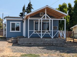 546 SE Gregory 554 Dr, Winston, OR 97496