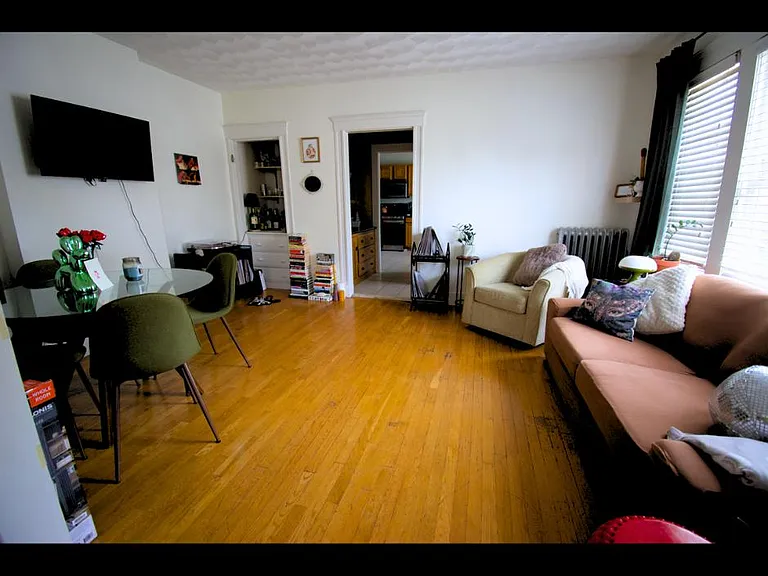 12 Spring St #4 — Photo 7