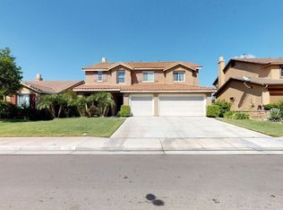 13642 Hunters Run Ct, Eastvale, CA 92880