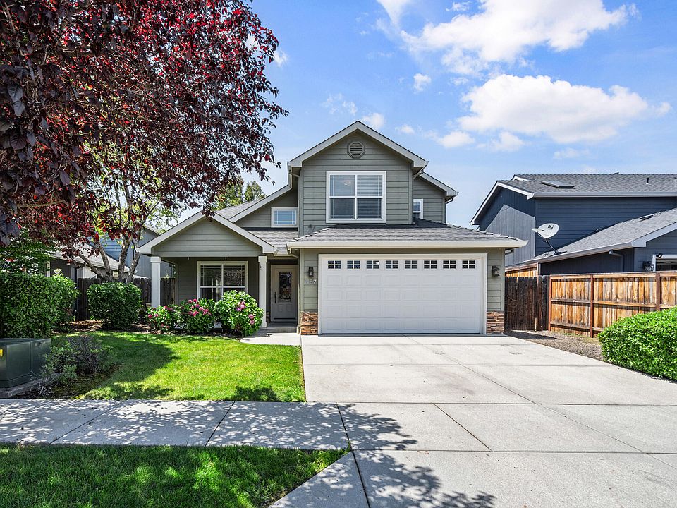 1st image of 657 Spring Valley Dr