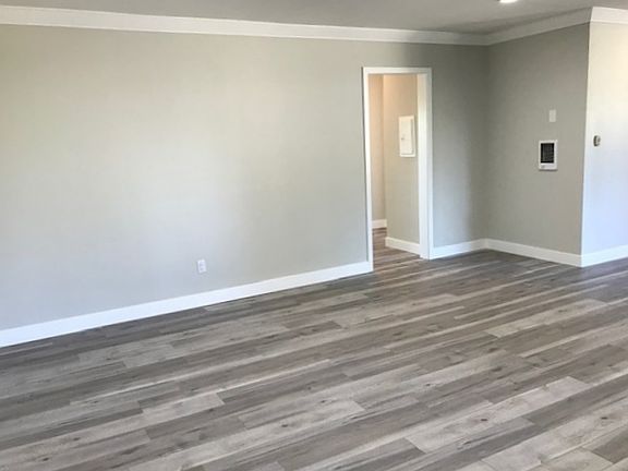 5th image of 5914 Buffalo Ave #2B-2Ba-1100Sqft