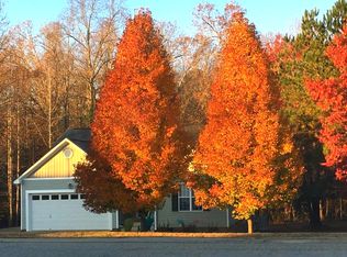 9 N Ledford Dr, Clayton, NC 27520
