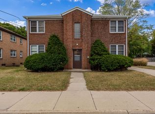 2121 Auburn St, Rockford, IL 61103