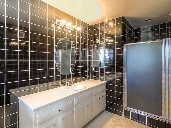 2nd image of 2039 Tierra Loma Dr #1