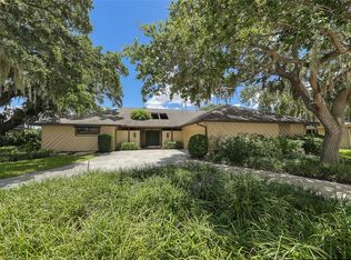 2301 Tanglewood Dr, Sarasota, FL 34239