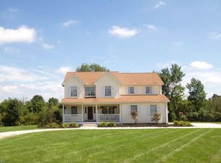 14795 Chatham Glen Dr, Novelty, OH 44072