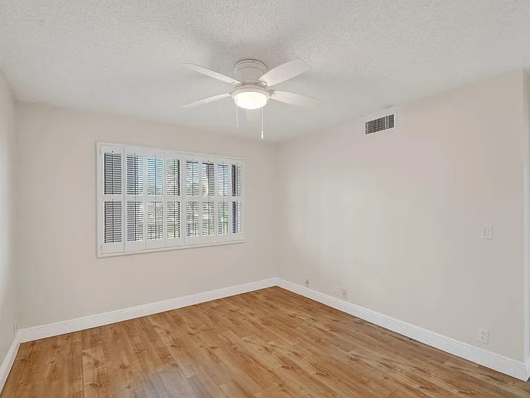 4080 Tivoli Ct #206 — Photo 24