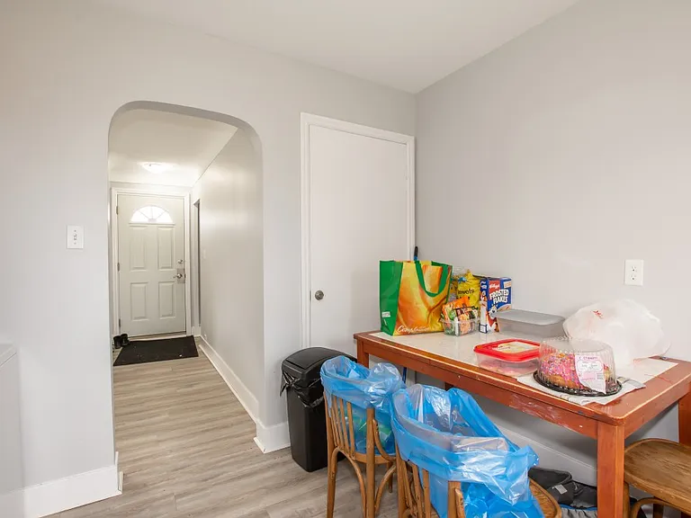 129 Jacobson Ave #1 — Photo 11