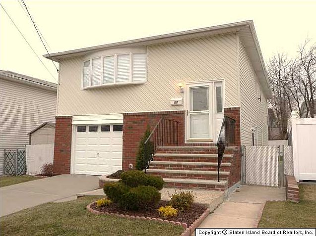 1st image of 57 Seedman Ave