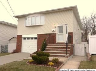 57 Seedman Ave, Staten Island, NY 10312