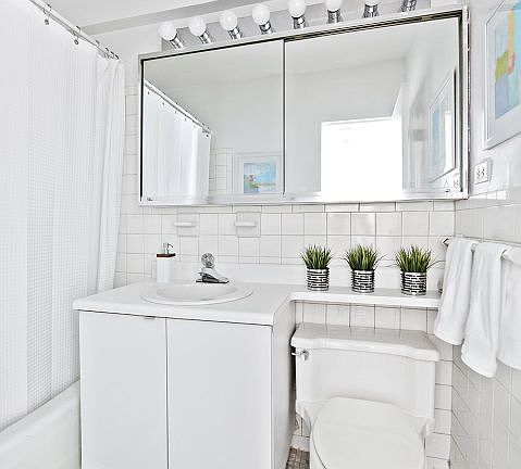5th image of 301 E 48th St APT 12F
