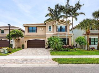 8068 Lemon Serpentine Ln, Delray Beach, FL 33446