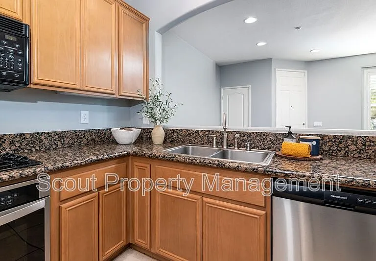 29184 Portland Ct — Photo 23