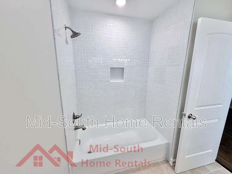 82 N Rembert St — Photo 20