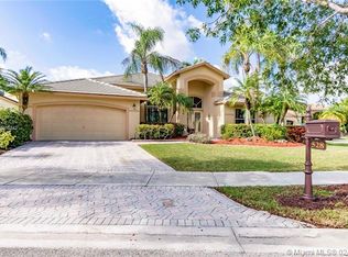 528 Stonemont Ln, Weston, FL 33326