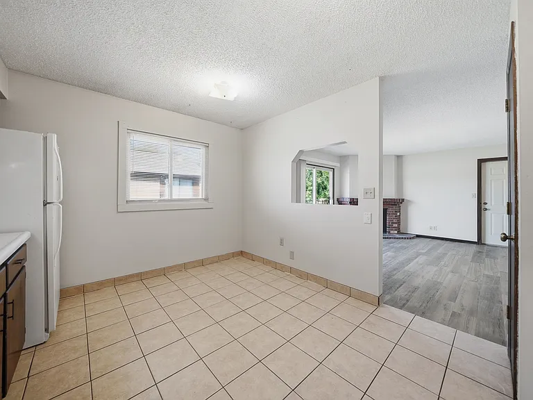 3516 Huntington Ave — Photo 12