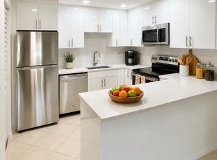 418 Pine Glen Lane #C-1, Greenacres, FL 33463