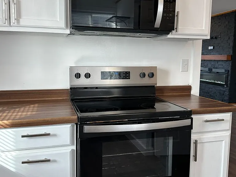1404 W Bethel Ave — Photo 15