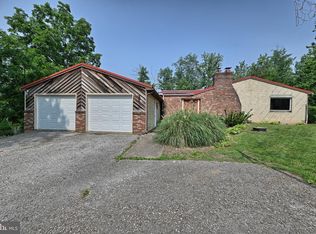 3761 Colonial Rd, Dover, PA 17315