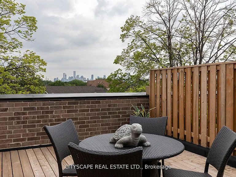 1084 Lansdowne Ave — Photo 21