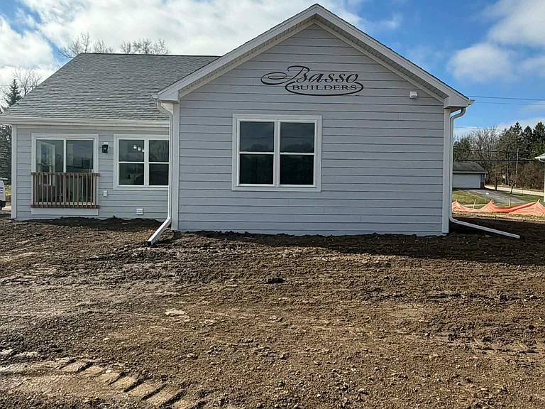 W3532 Park Dr — Photo 2