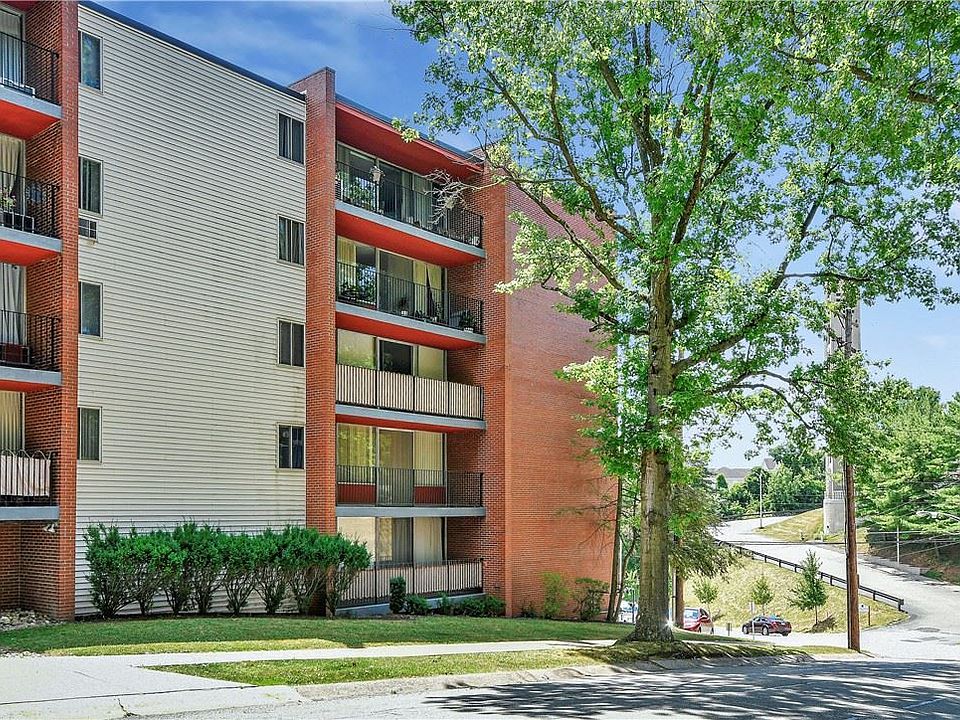 1st image of 446 Hoodridge Dr APT 107