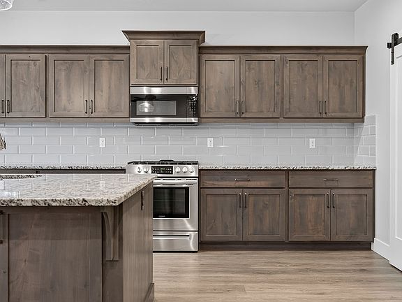 3rd image of 2935 E Renwick Ct