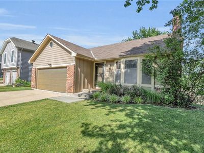 4809 Switzer Rd, Shawnee, KS, 66203