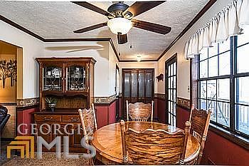 5th image of 30 Oak Grove Ln