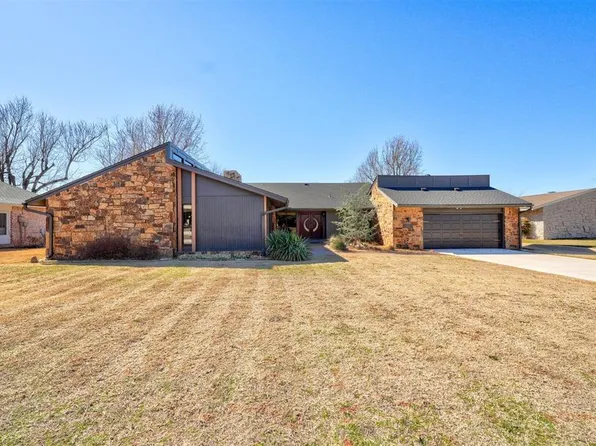 12617 Saint Andrews Dr, Oklahoma City, OK 73120