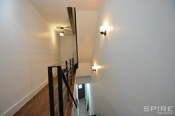 Rented by Spire Group | media 11