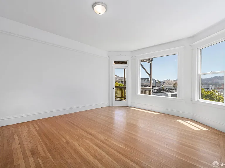 3877 Jackson St — Photo 27